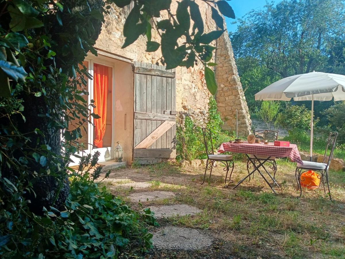 Le Deffend Vieux Bed & Breakfast Trets Eksteriør bilde